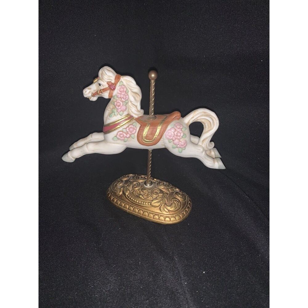 Vintage HOMCO Carousel Horse Porcelain Figurine 1438, Taiwan, 6 1/8" L, 5 1/2" H